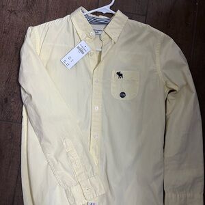 Abercrombie boys dress shirt size 11/12  light yellow